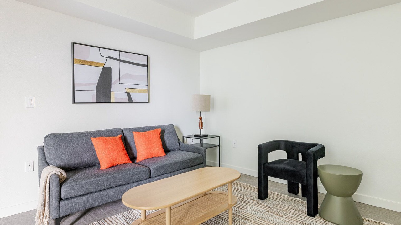 Photo of Livingroom in Downtown Berkeley