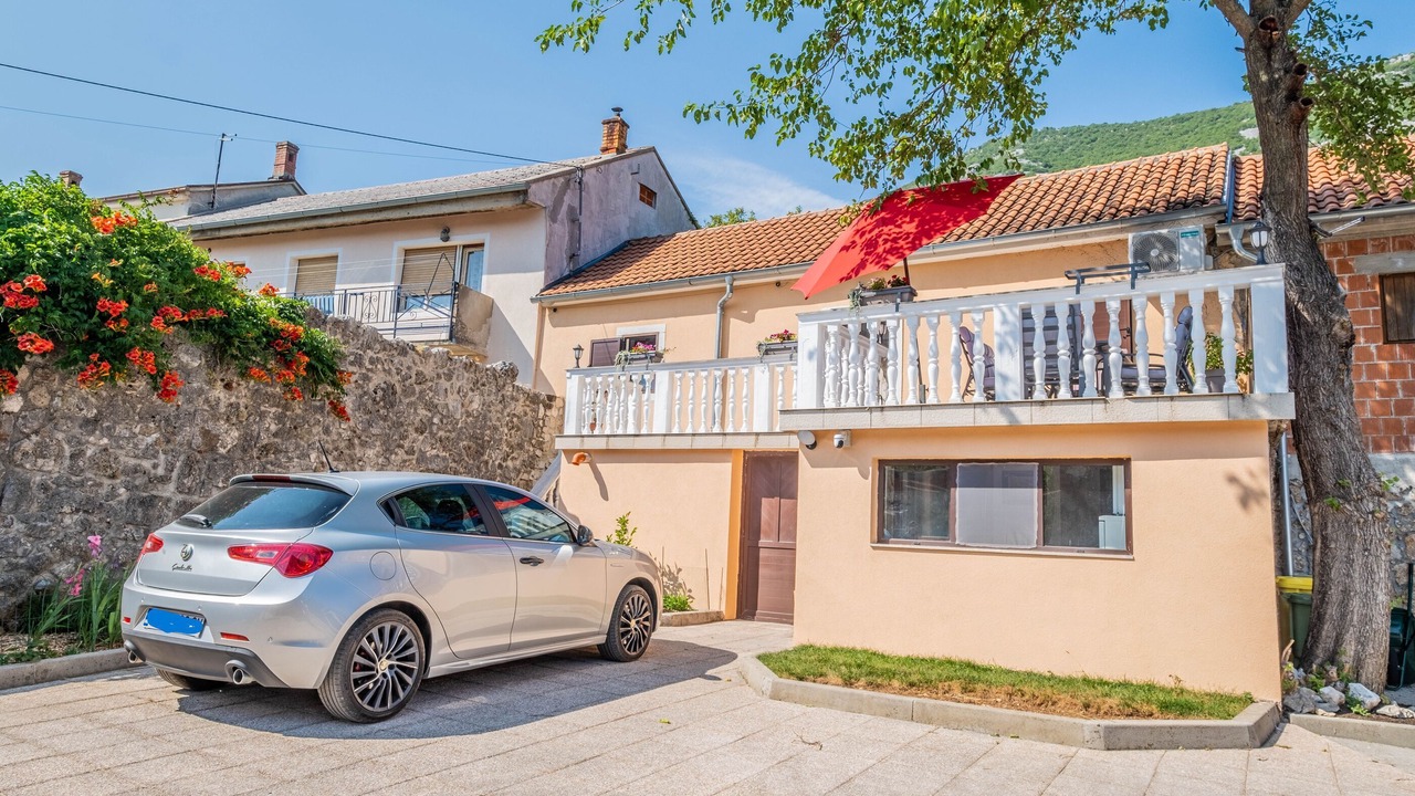 Photo of Outdoor in Drivenik