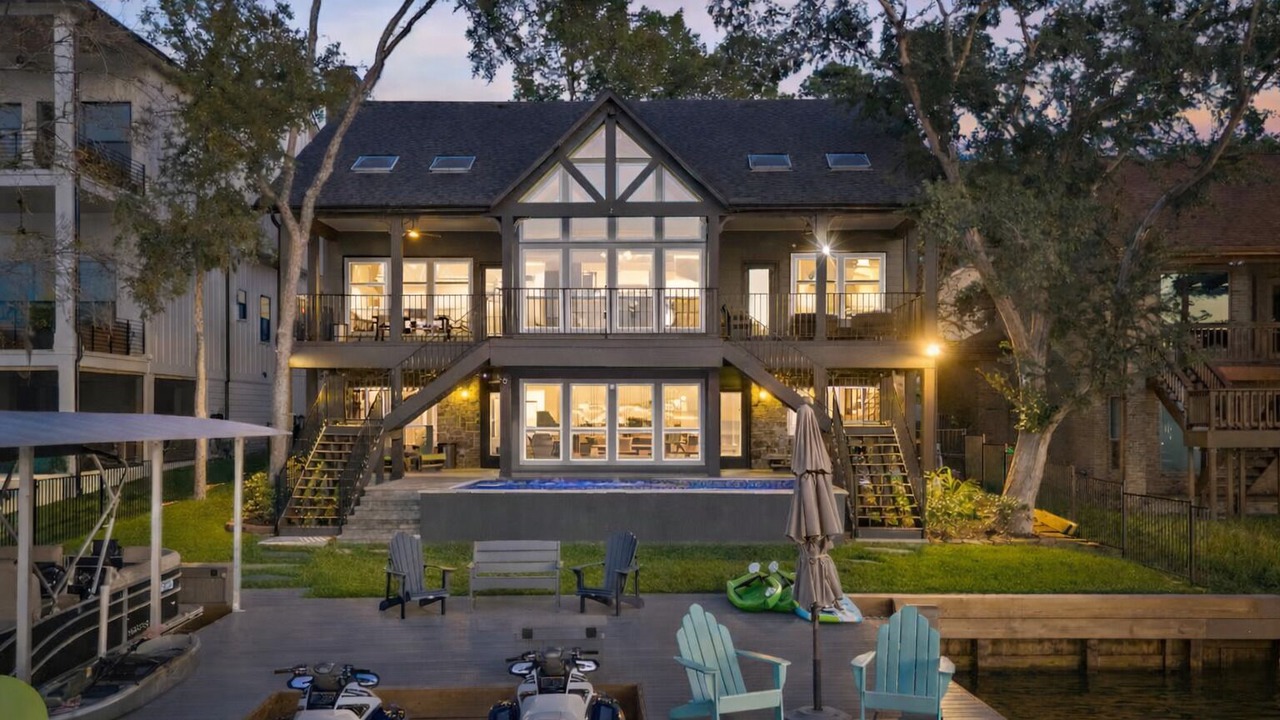 Photo of Outdoor in Walden on Lake Conroe