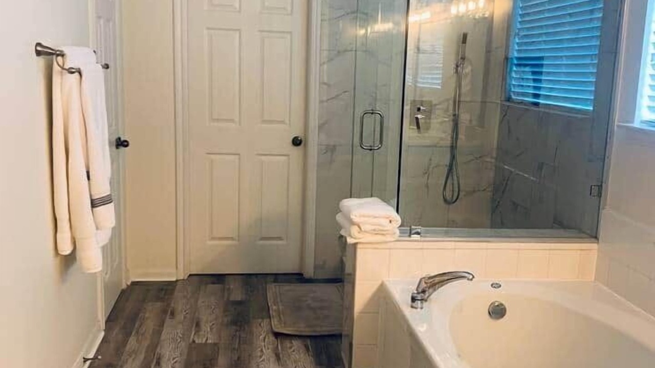 Photo of Bathroom in Brushy Creek