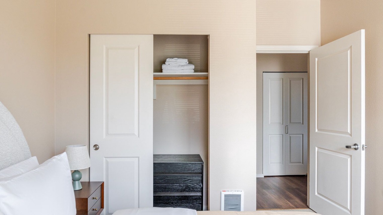 Photo of Bedroom in University District