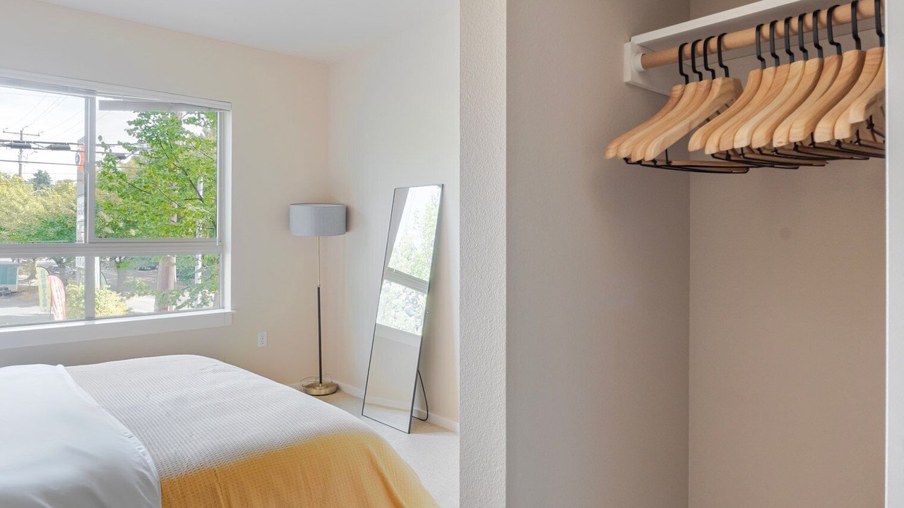Photo of Bedroom in University District