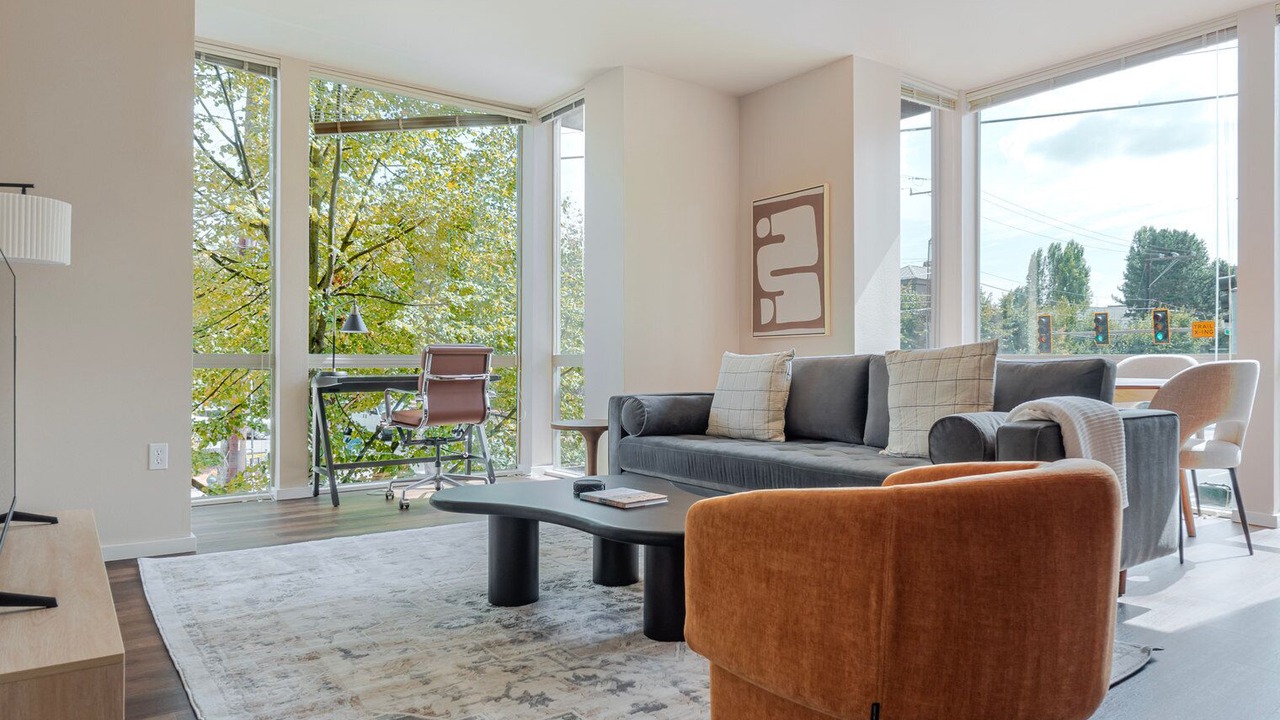 Photo of Livingroom in University District