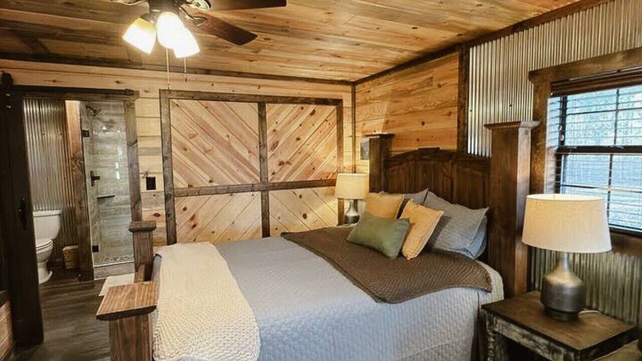 Photo of Bedroom in Broken Bow