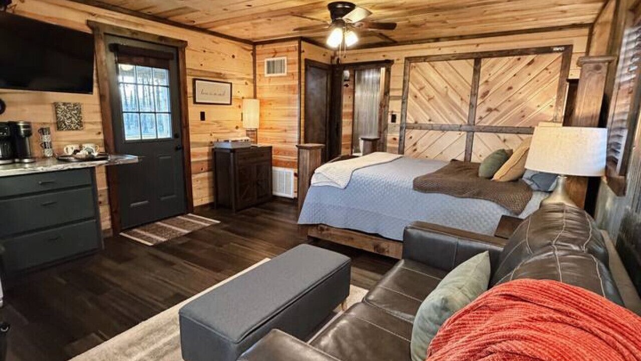 Photo of Bedroom in Broken Bow