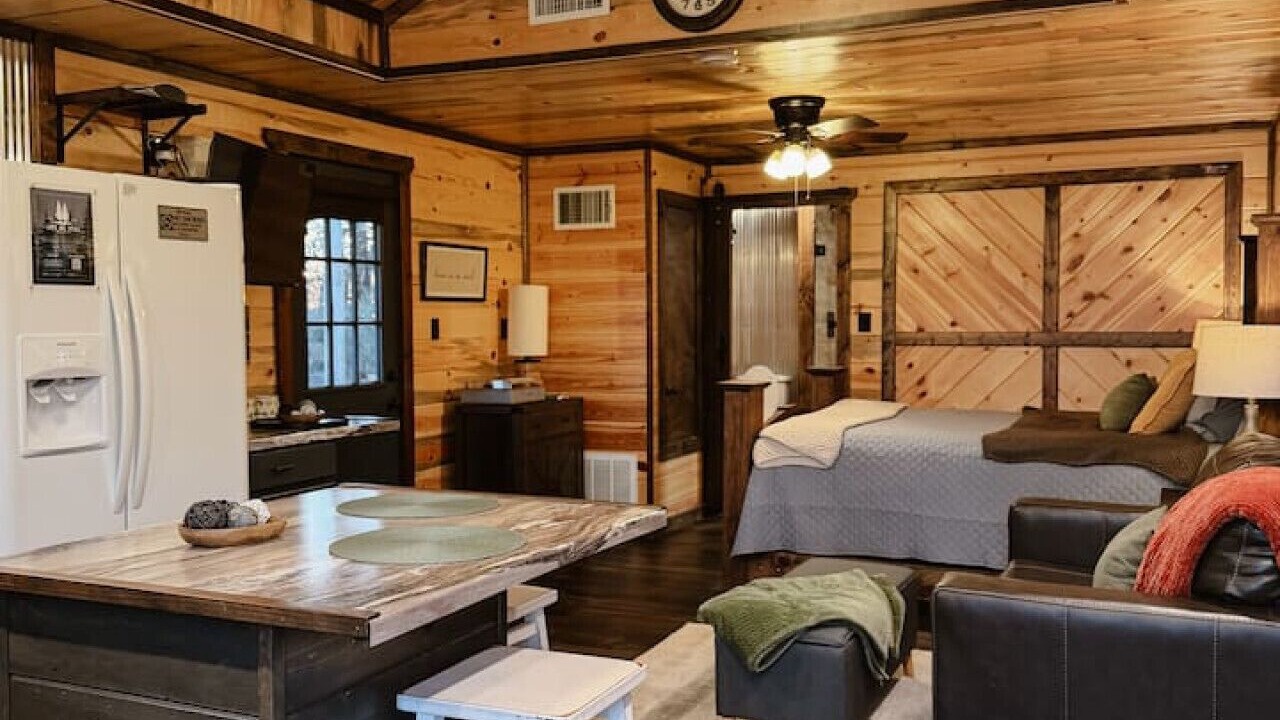 Photo of Bedroom in Broken Bow