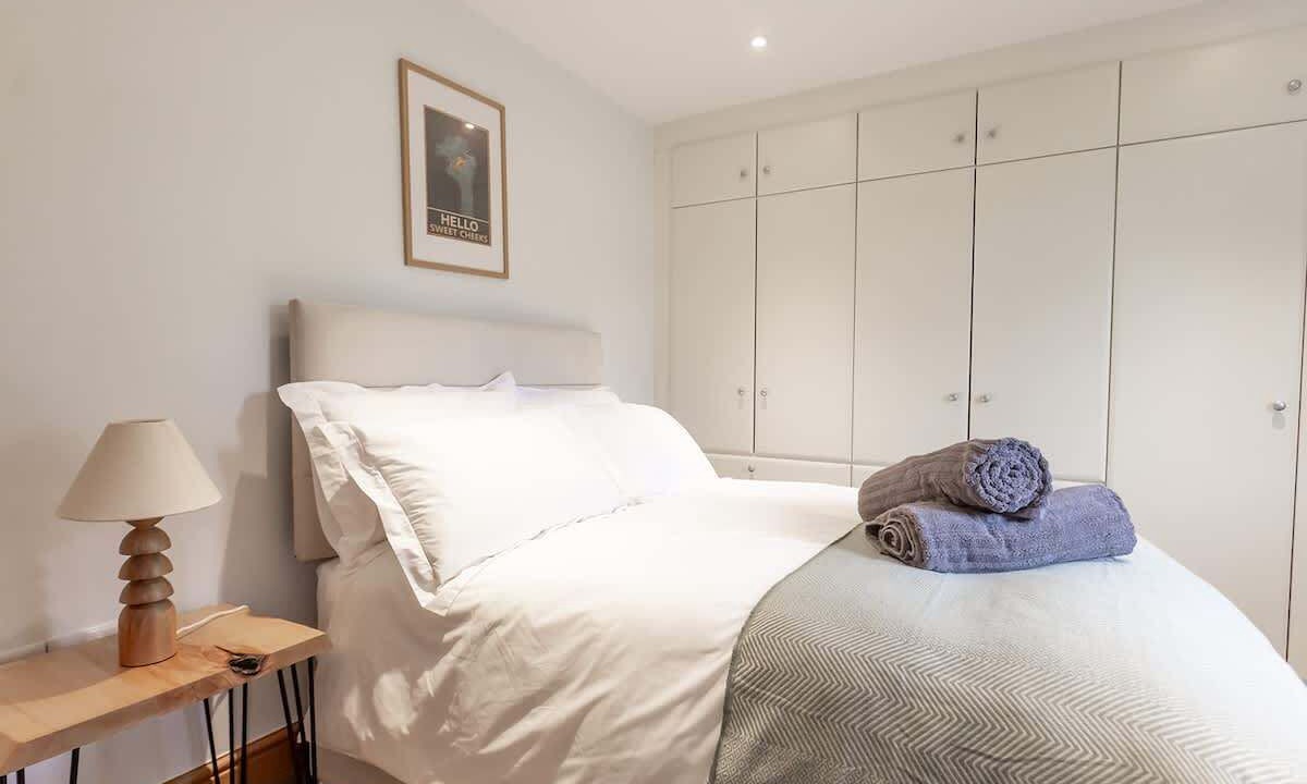 Photo of Bedroom in Holmfirth