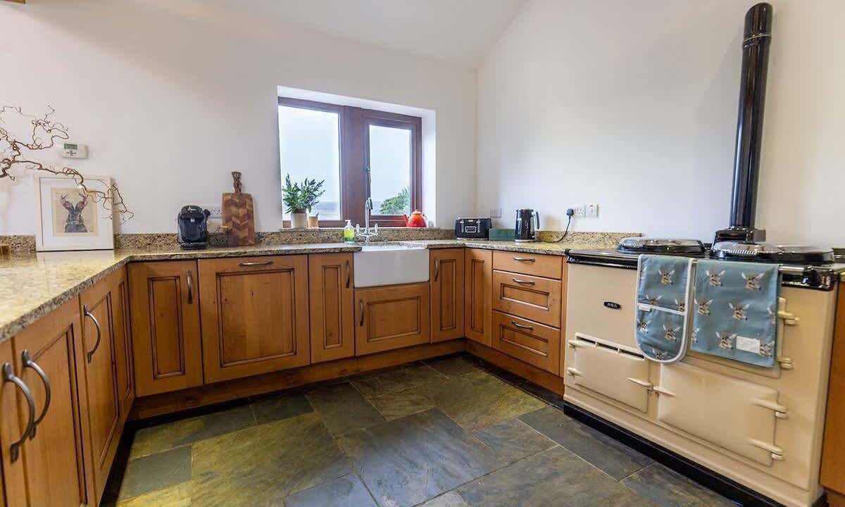 Photo of Kitchen in Holmfirth