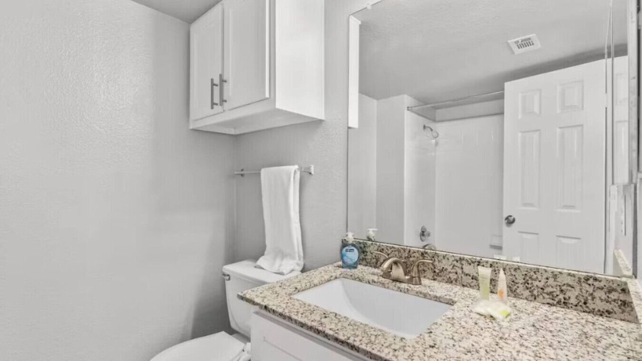 Photo of Bathroom in Pleasant Valley