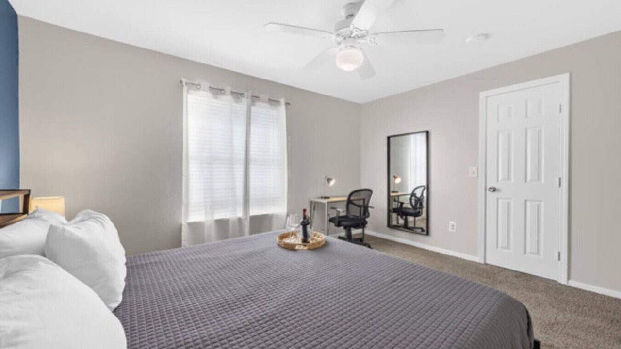 Photo of Bedroom in Pleasant Valley