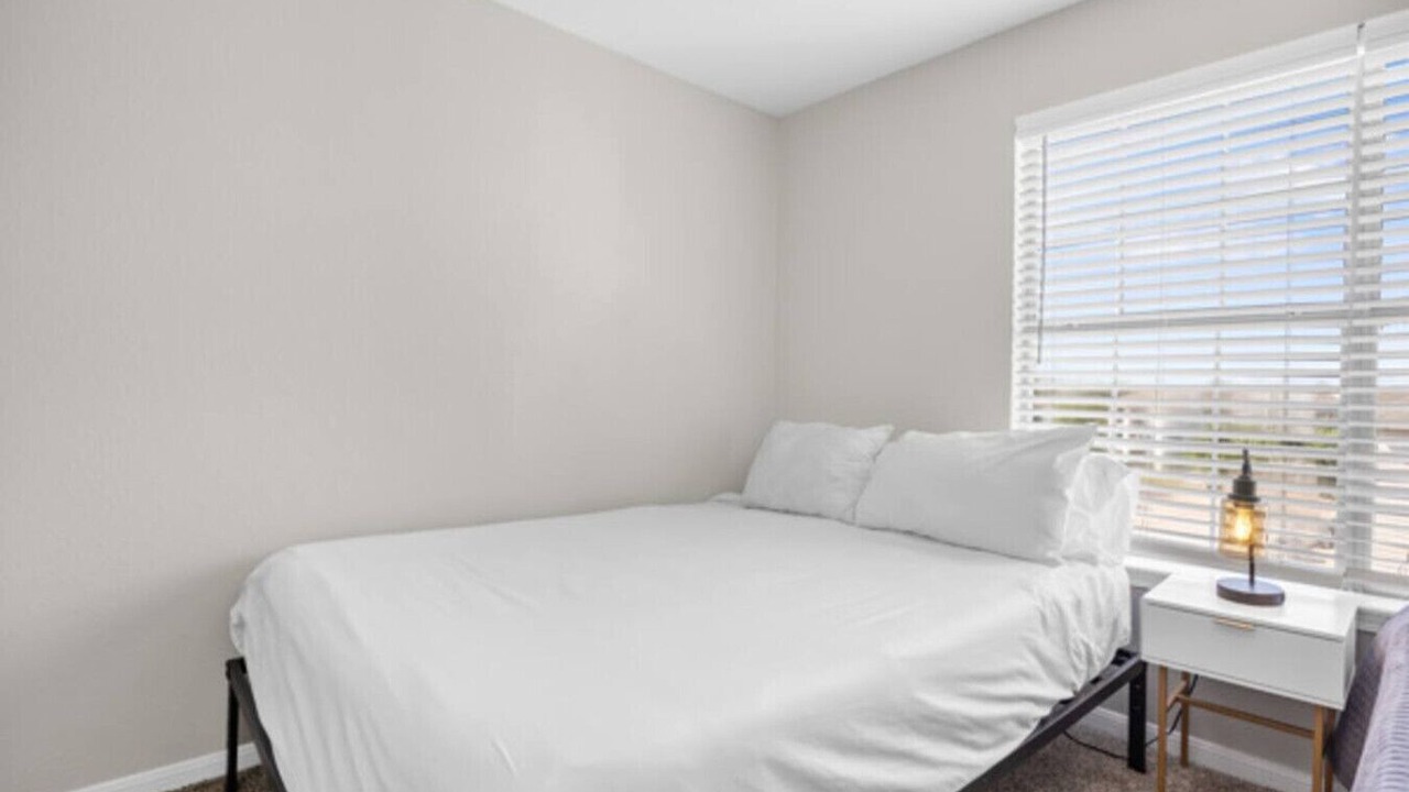 Photo of Bedroom in Pleasant Valley