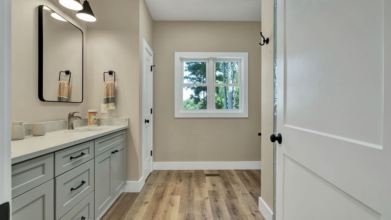 Photo of Bathroom in Sewanee
