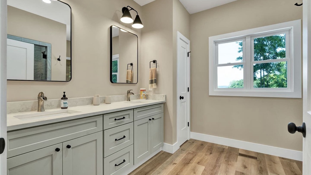 Photo of Bathroom in Sewanee