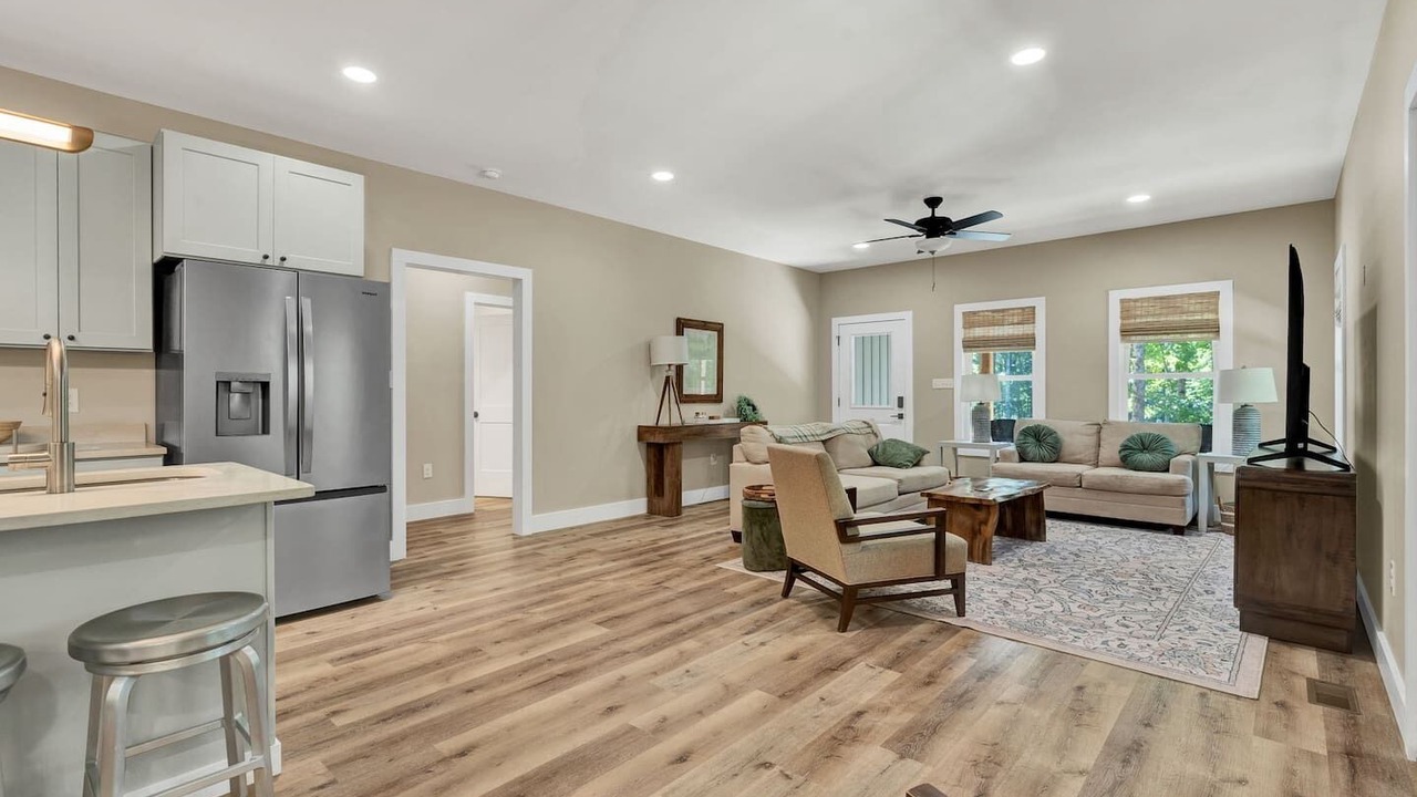 Photo of Livingroom in Sewanee