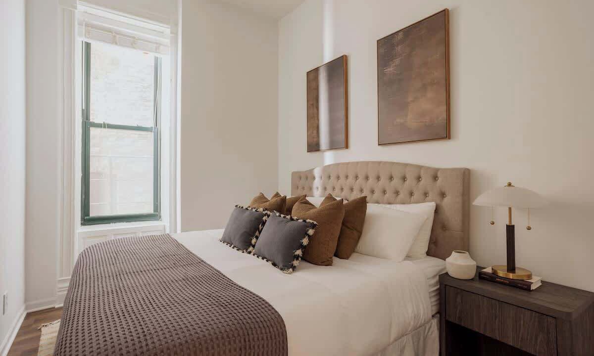 Photo of Bedroom in Rush and Division