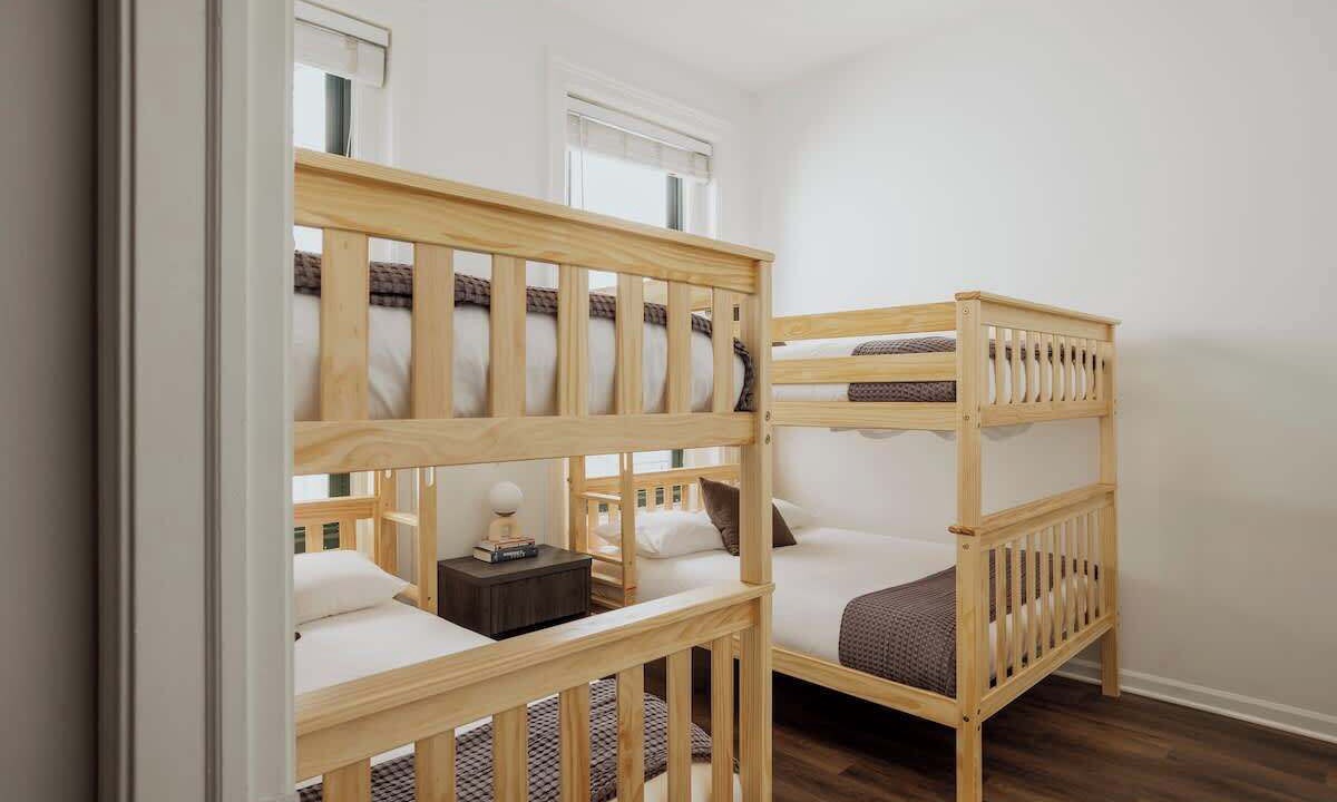 Photo of Bedroom in Rush and Division