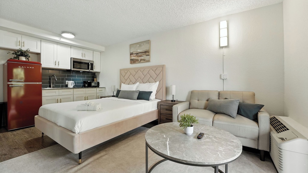 Photo of Livingroom in St. Johns
