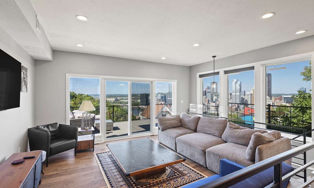 Photo of Livingroom in Mount Washington