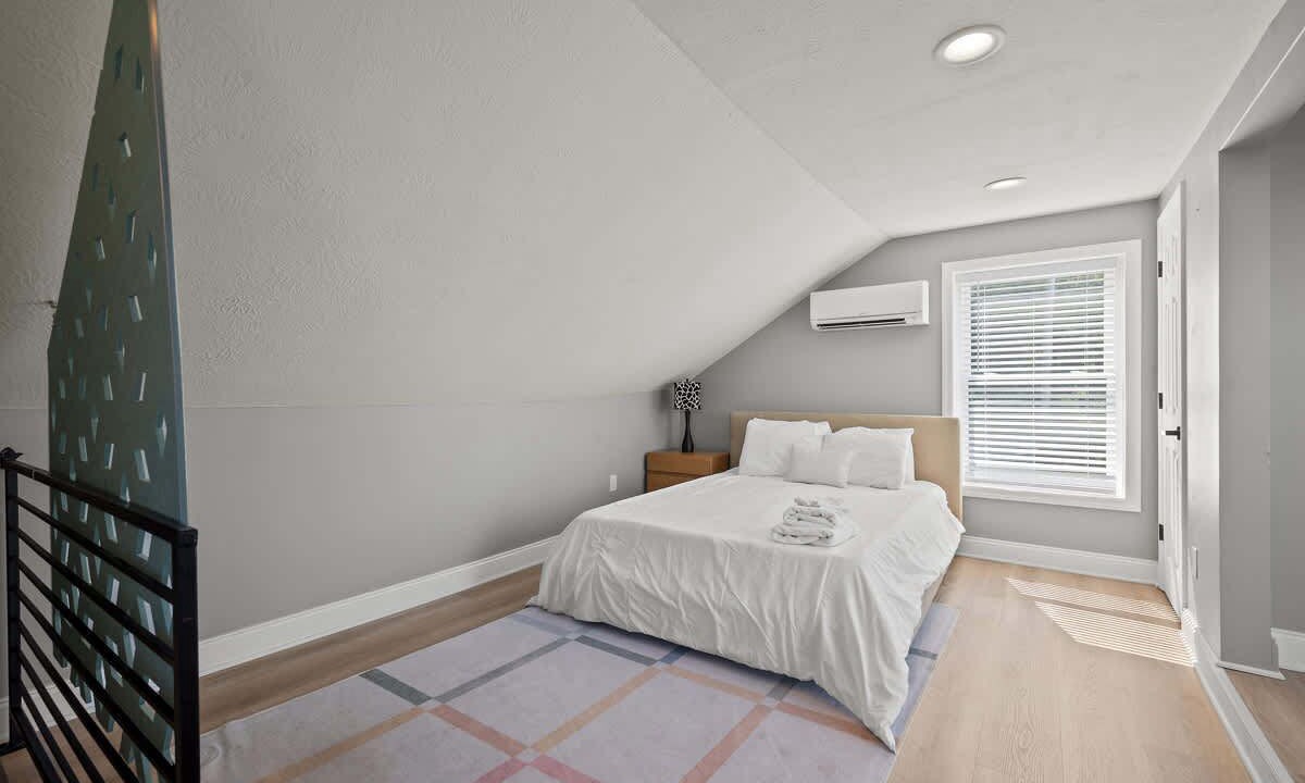 Photo of Bedroom in Mount Washington