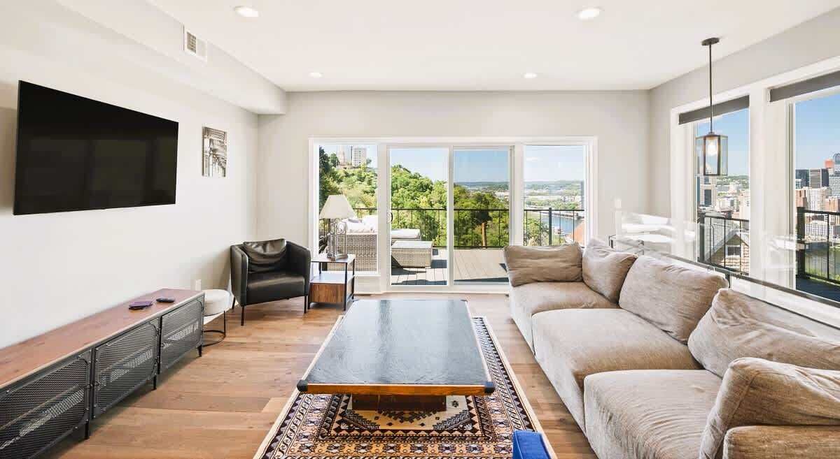 Photo of Livingroom in Mount Washington