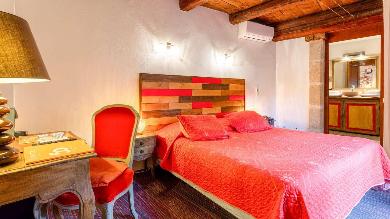 Photo of Bedroom in Collias