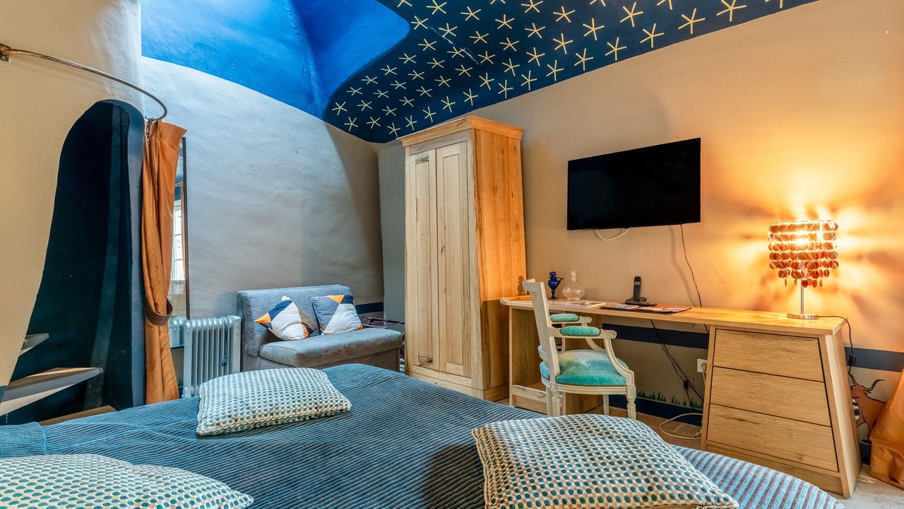 Photo of Bedroom in Collias