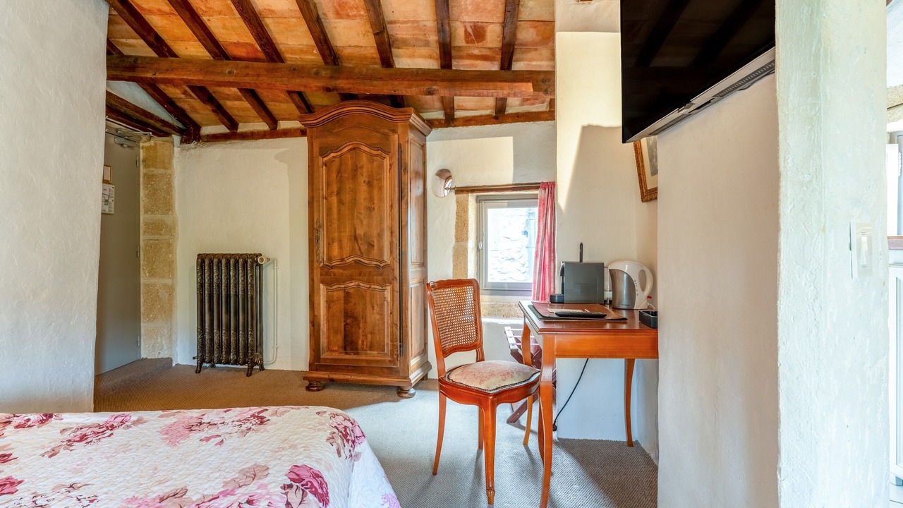 Photo of Bedroom in Collias
