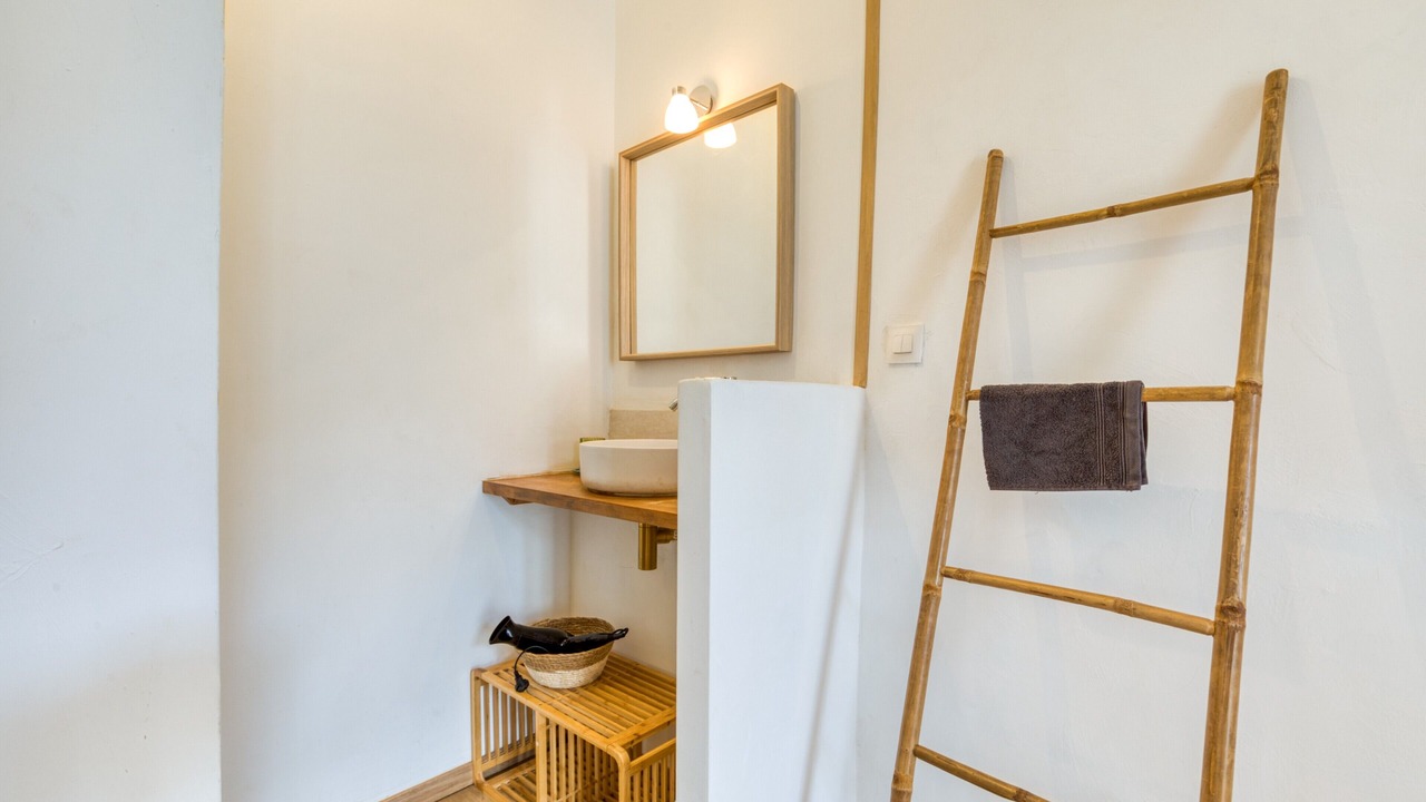 Photo of Bathroom in Saint-Andre-de-Sangonis