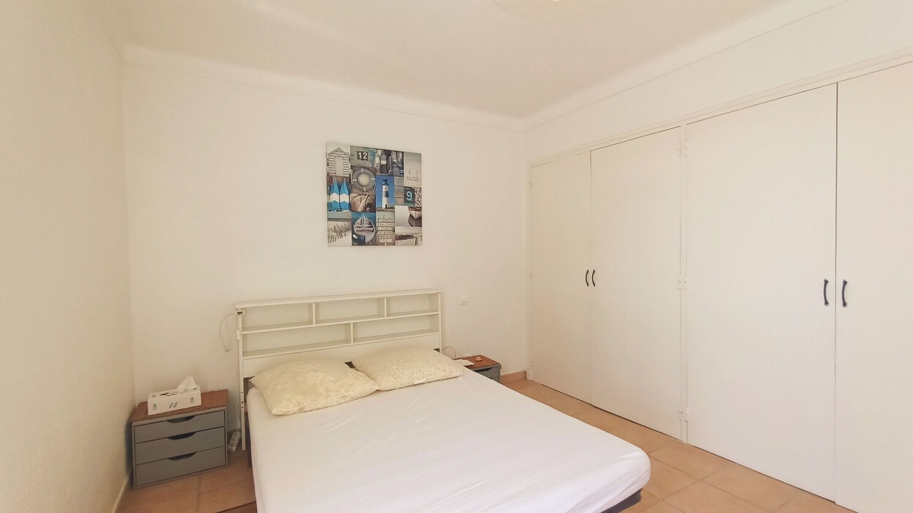Photo of Bedroom in La Jetee