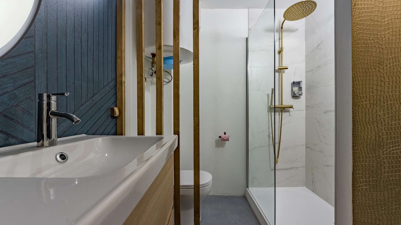 Photo of Bathroom in Pamiers