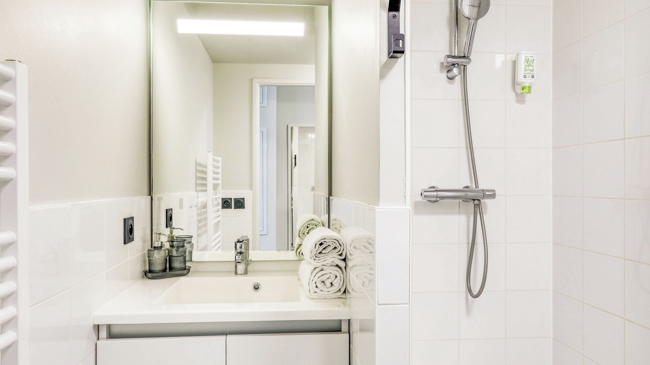 Photo of Bathroom in Fontaine-Bayonne-Cartoucherie