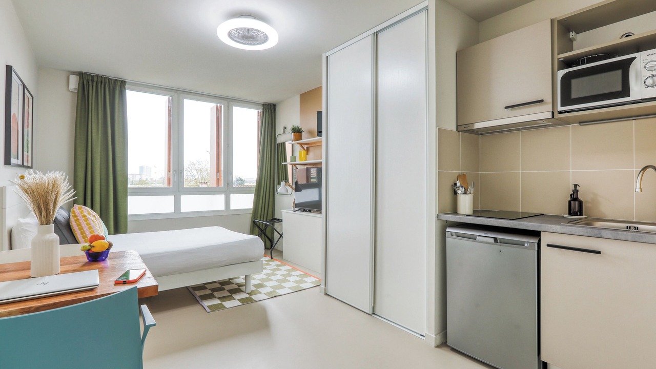 Photo of Bedroom in Fontaine-Bayonne-Cartoucherie