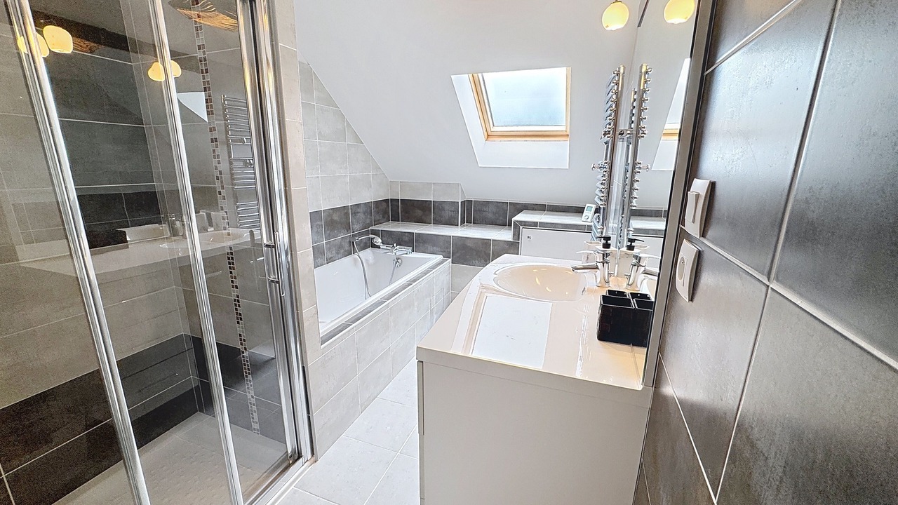 Photo of Bathroom in Benque-Dessous-et-Dessus
