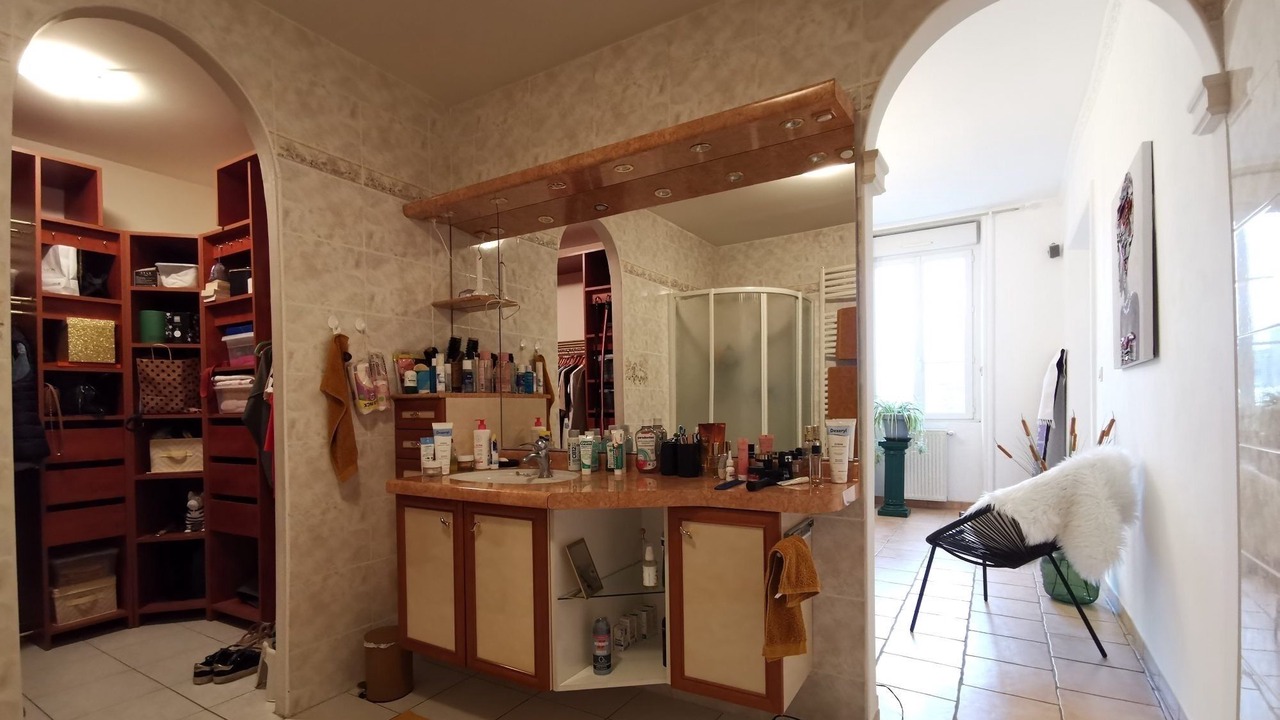 Photo of Others in Montelimar