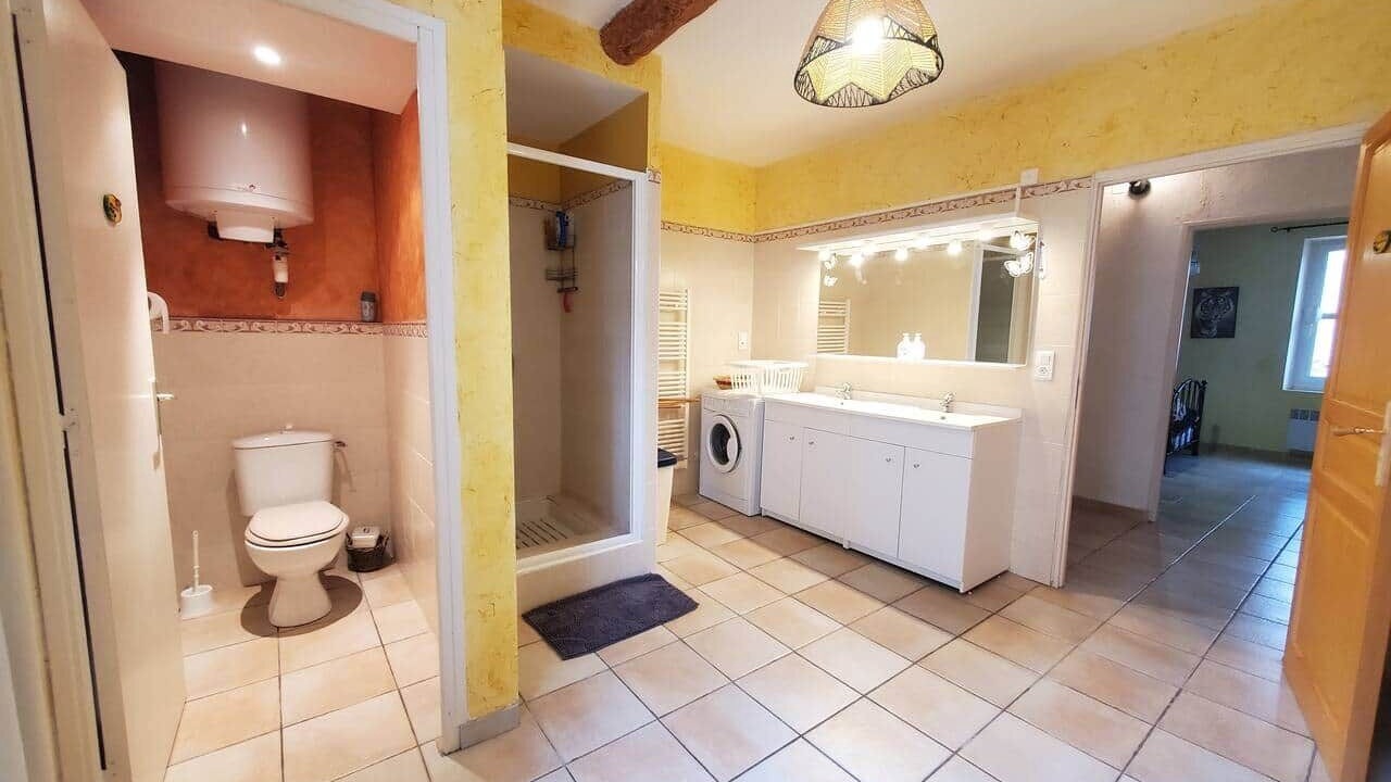 Photo of Bathroom in Sigean