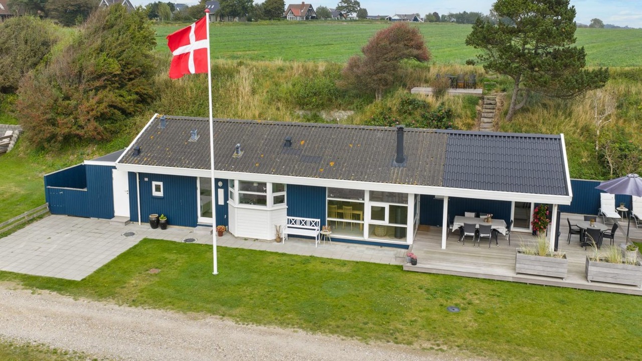 Photo of Others in Næs