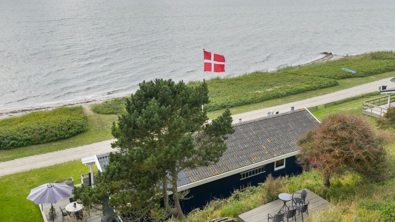 Photo of Others in Næs