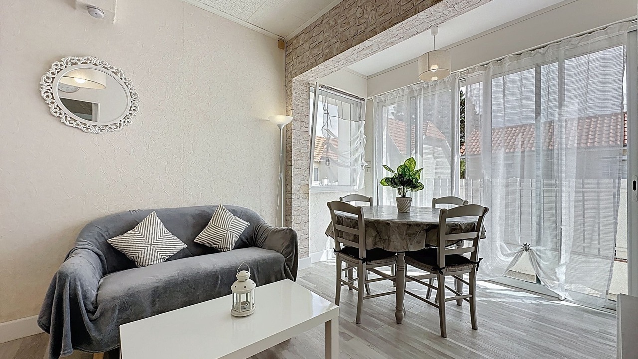 Photo of Livingroom in Tharon-Plage