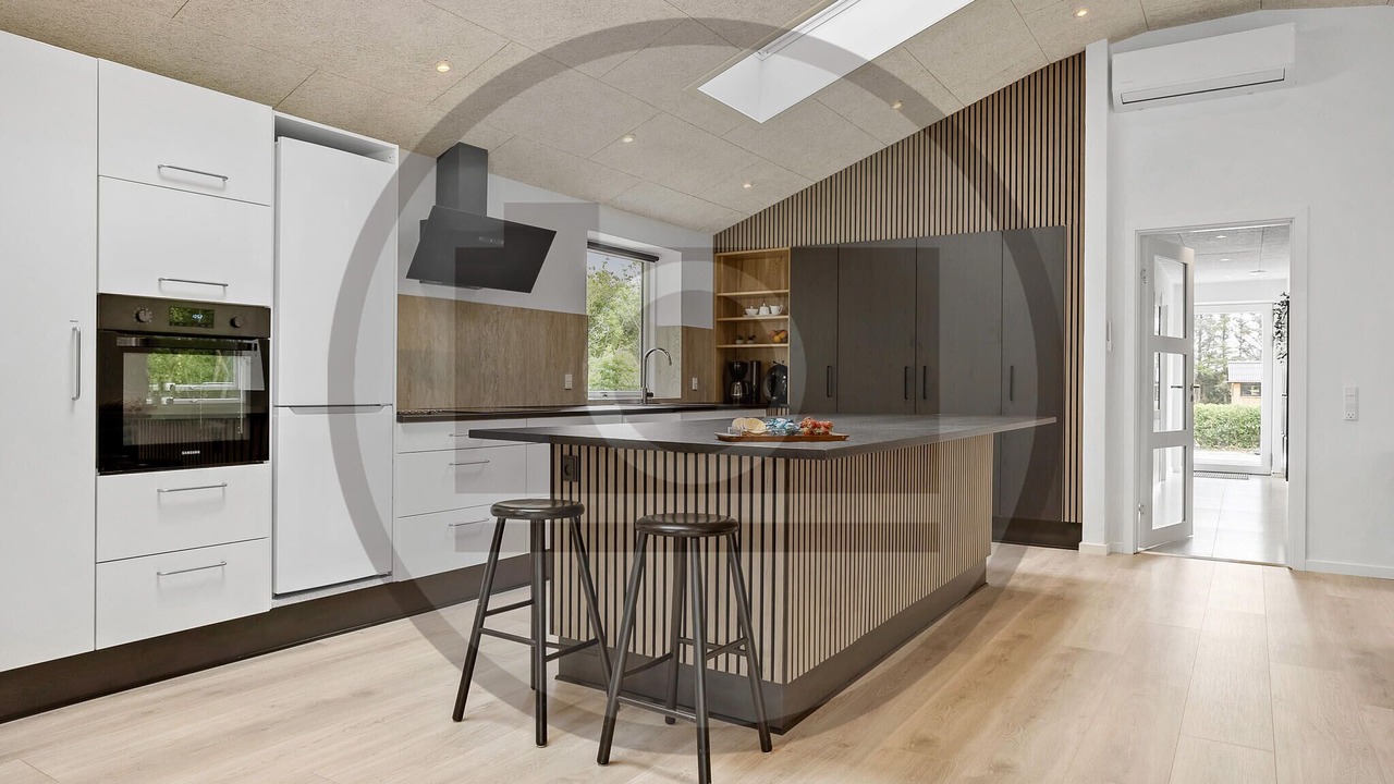 Photo of Others in Lihme