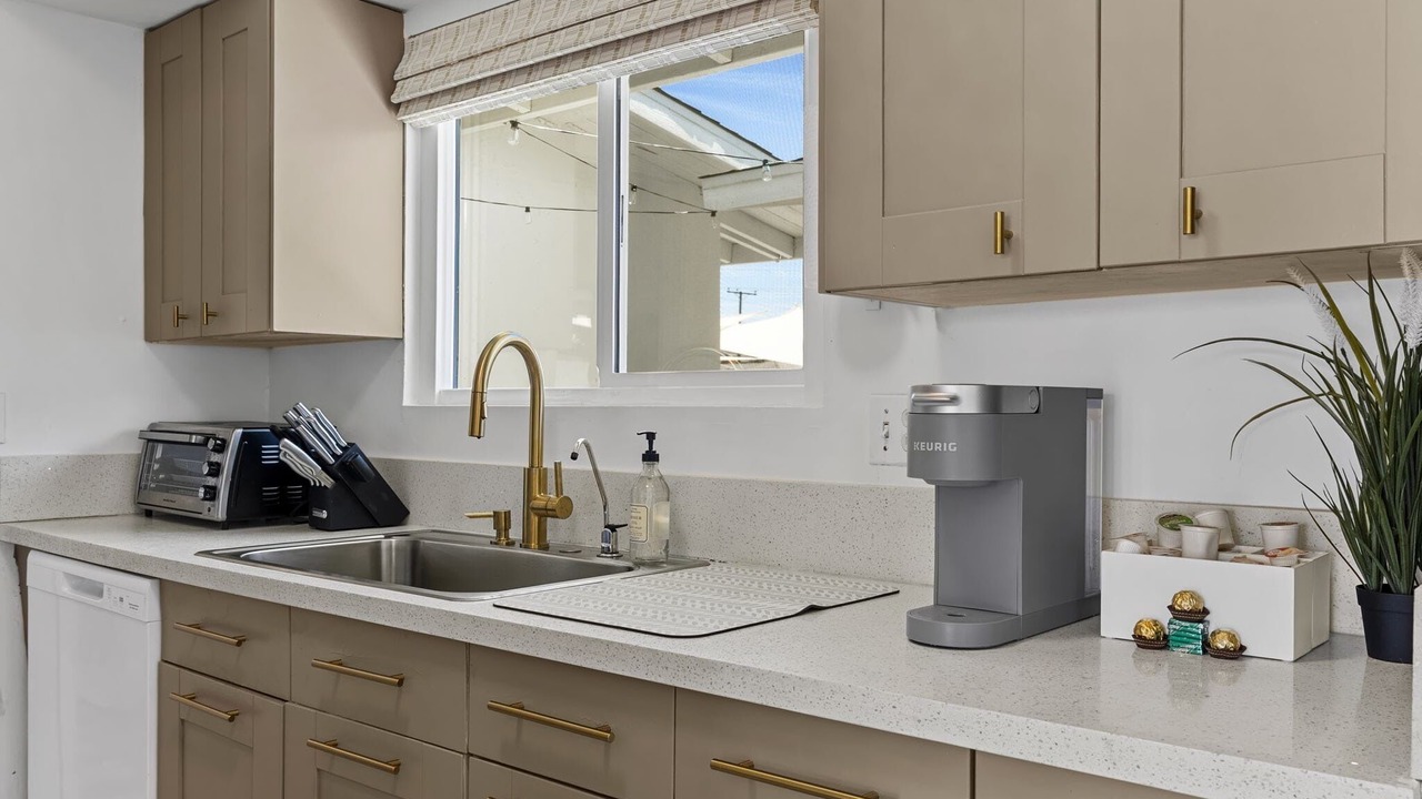 Photo of Kitchen in Midway City