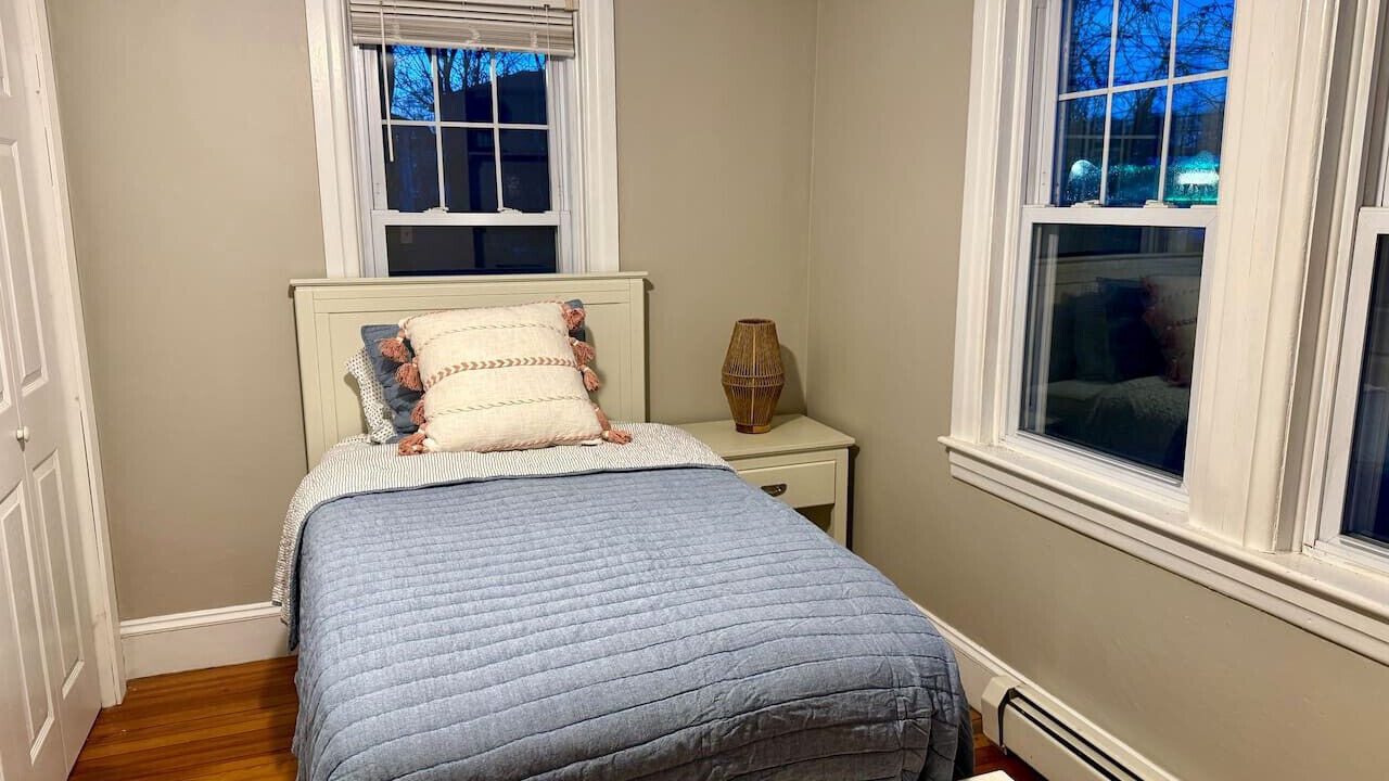 Photo of Bedroom in Wakefield-Peacedale
