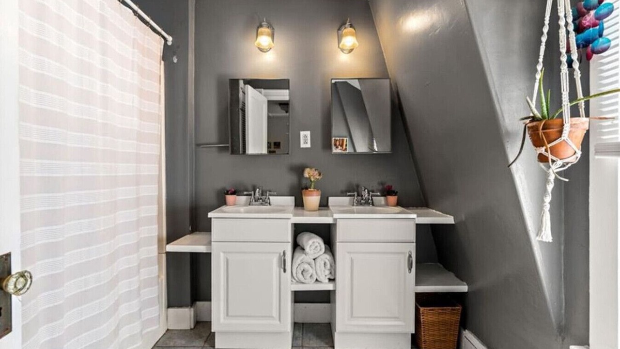 Photo of Bathroom in Wakefield-Peacedale