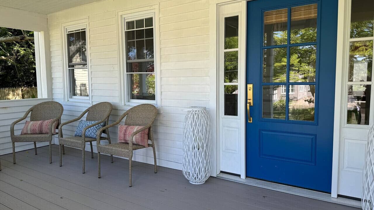 Photo of Patio Balcony in Wakefield-Peacedale