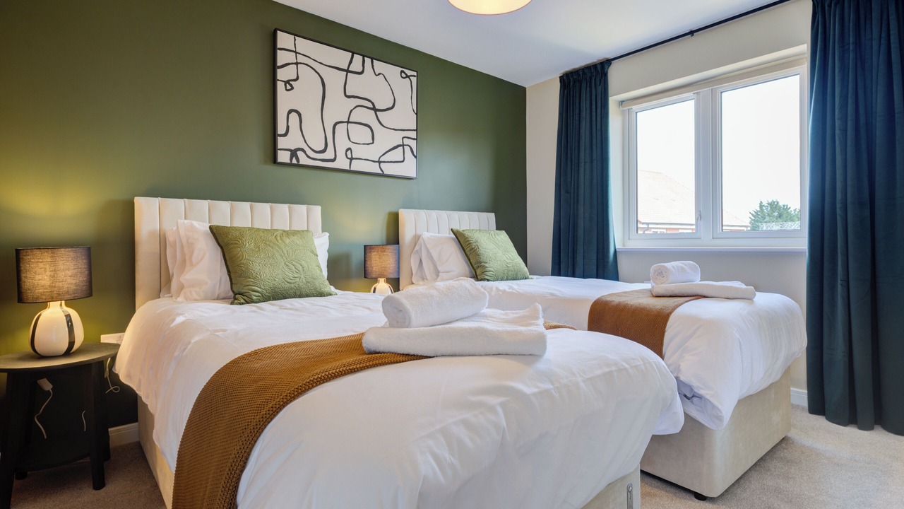 Photo of Others in Bourne