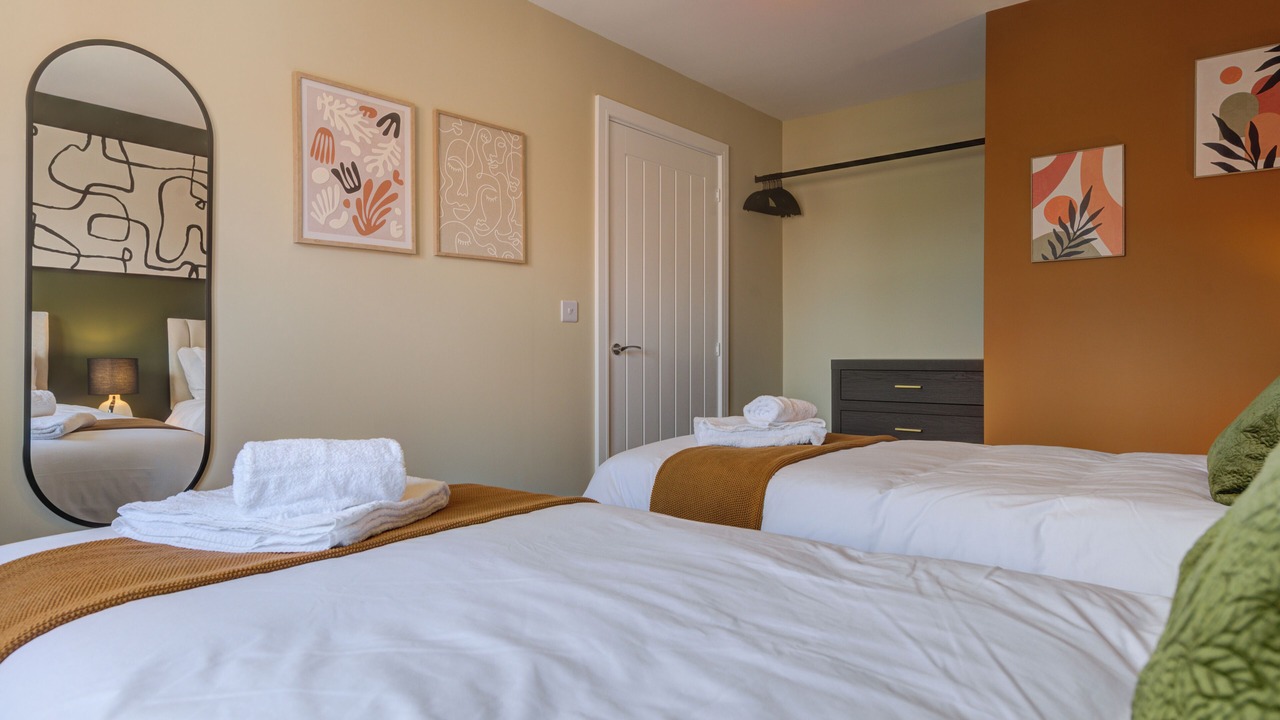 Photo of Others in Bourne