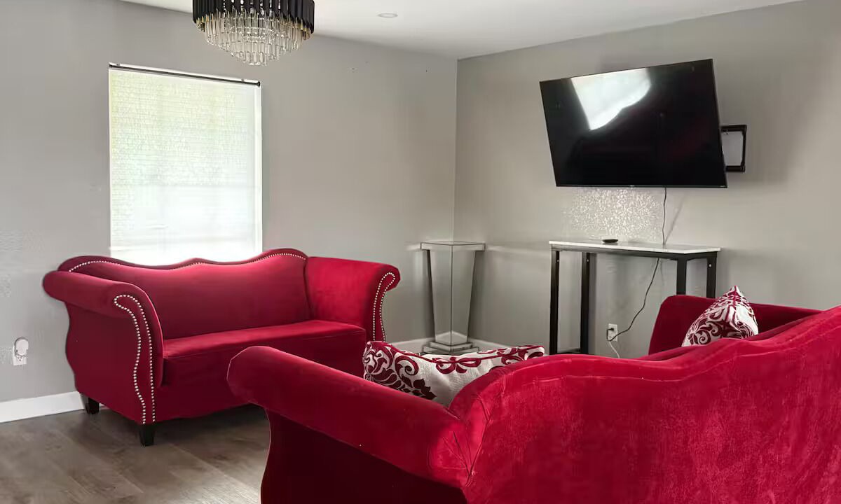 Photo of Livingroom in Edgebrook