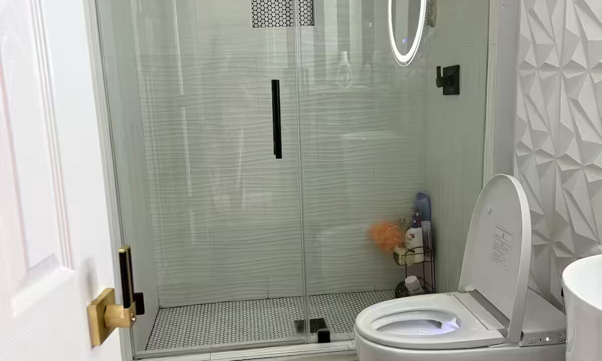 Photo of Bathroom in Edgebrook