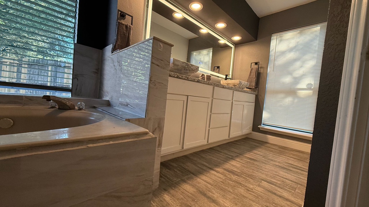 Photo of Bathroom in Meadows Place