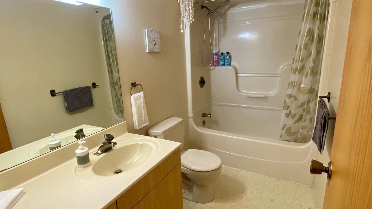 Photo of Bathroom in Kaministiquia