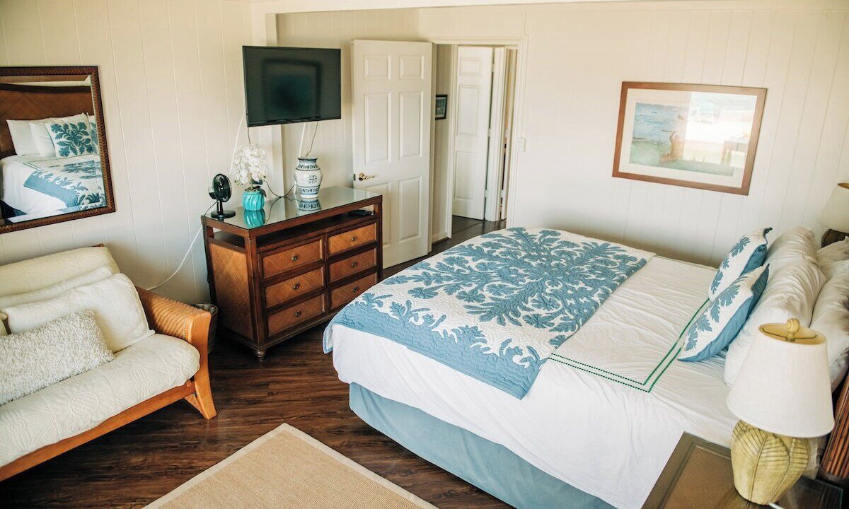 Photo of Others in Punaluu